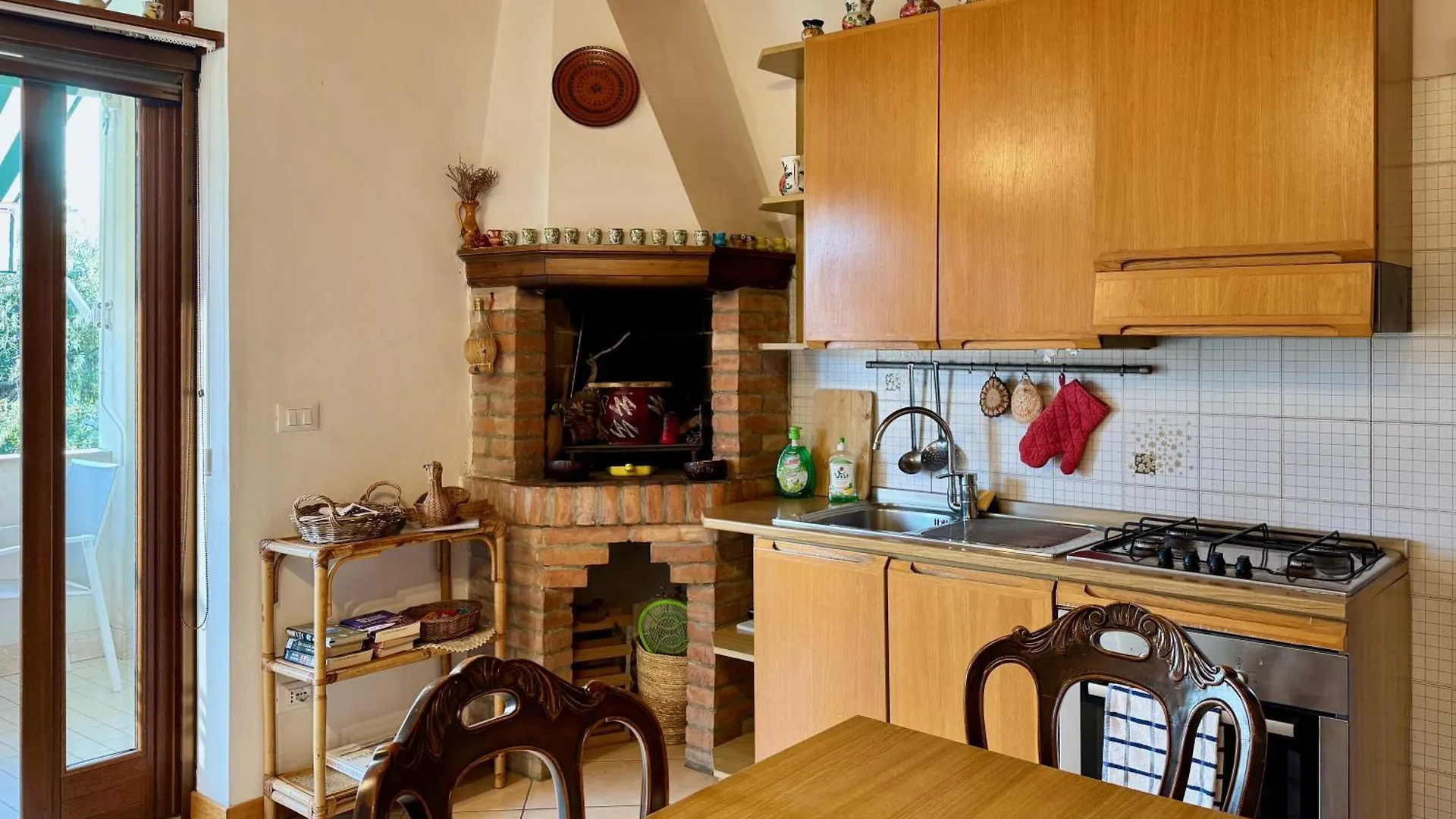 Airy & Panoramic With Terrace, 2 Minutes From The Sea Apartment Lido di Venezia Italy